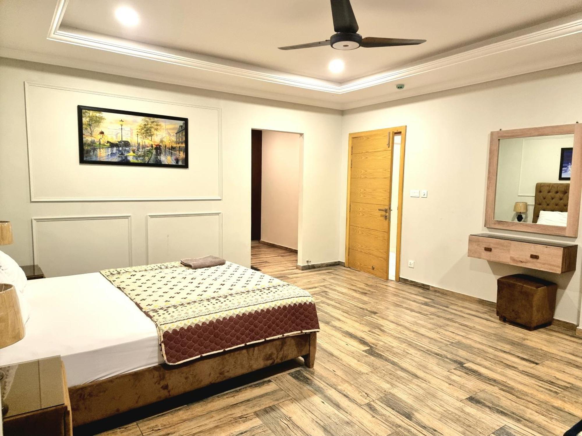 Executive Apartments In Bahria Heights Rawalpindi Oda fotoğraf